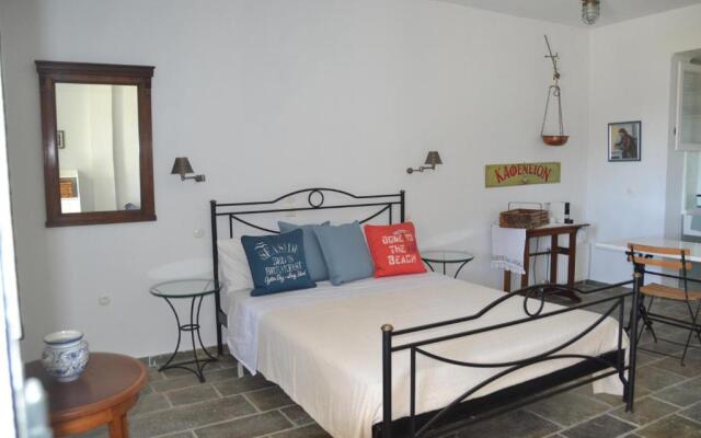 Sea view studio 2