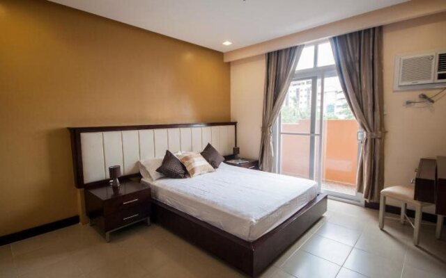Santoni's Place