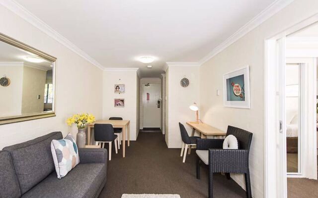Subiaco Village 28
