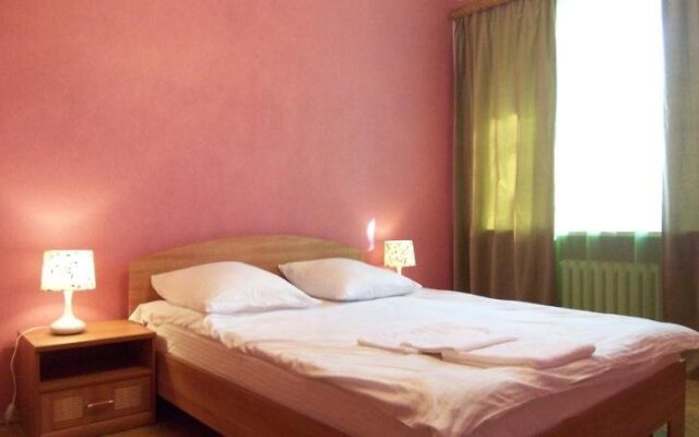 Intermark Serviced Apartments - Patriarch's Ponds Area