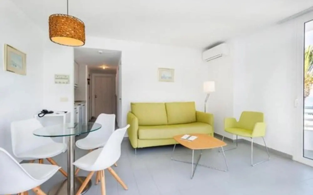 Morito Beach Apartments