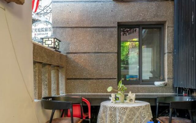 Starlight Hostel