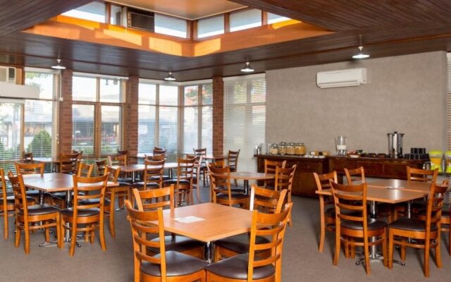 Bathurst Motor Inn