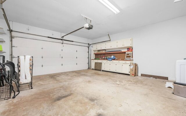 Niceville Dream Home Sleeps 13