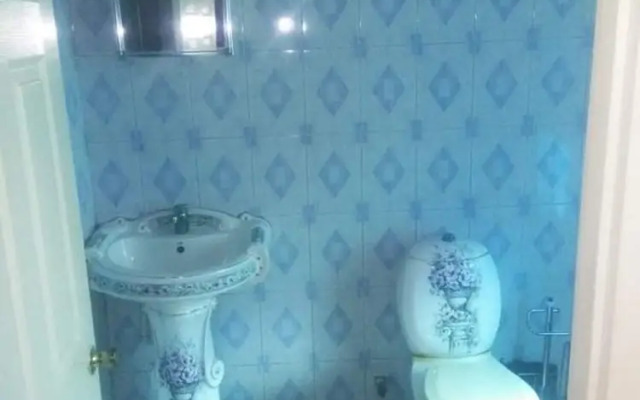 Immaculate 2-bed Apartment in Spanish Town