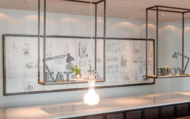 Motel One Munich - Deutsches Museum