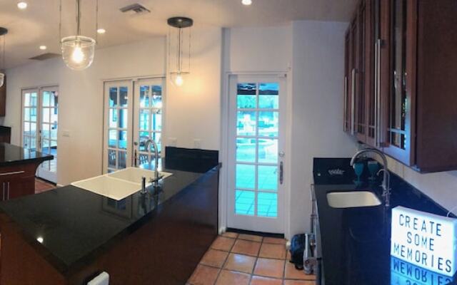 The Lucy House Five Bedroom House