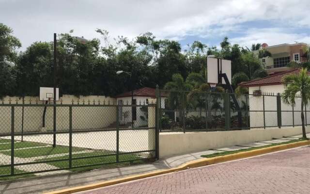 Condos at Paradise 3