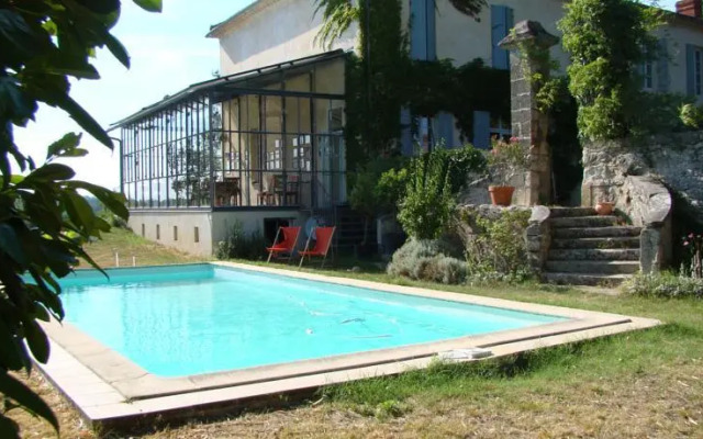 Chambre dhôtes - Château Commarque