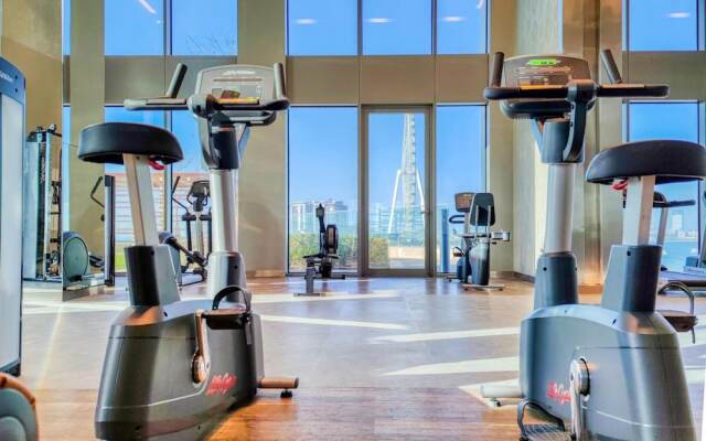 Exclusive Sea View Apartment on the Arabian Gulf