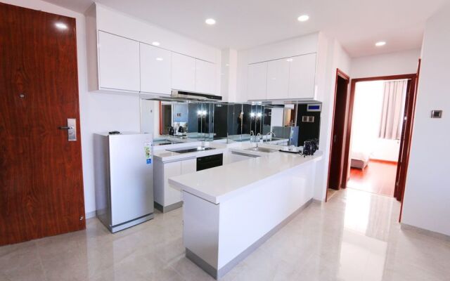 EASTLAND Hotel & Apartment