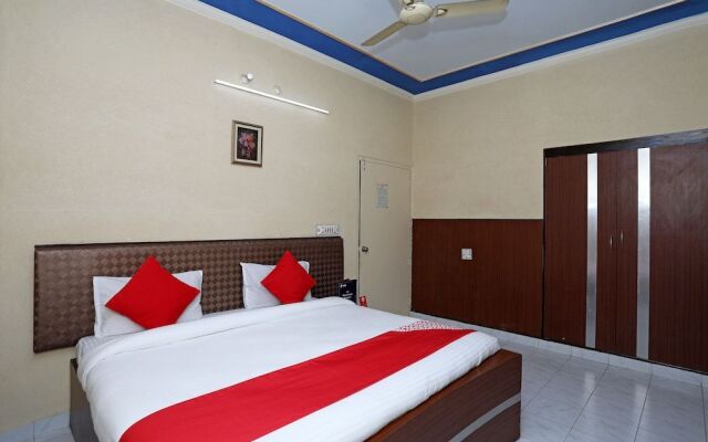 OYO 10444 Vasundhra INN