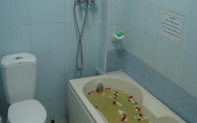 Summer Palace Hotel