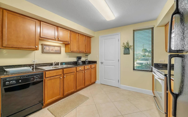 Perdido Towers West 107