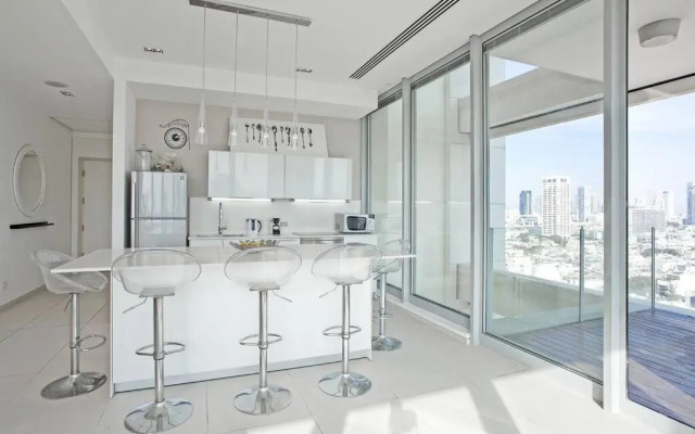 Luxury 2BR in Frishman Tower by Holiday-rentals