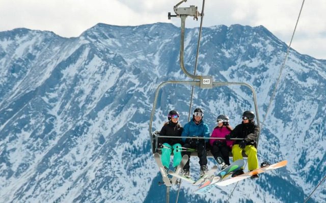 Bellstar Suites at Solara Resort