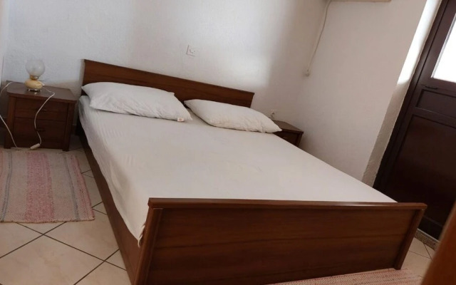 Jase - 30 m From Beach - Sa1-crvena Kuhinja
