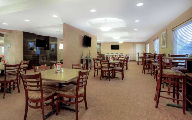 La Quinta Inn & Suites by Wyndham Bismarck