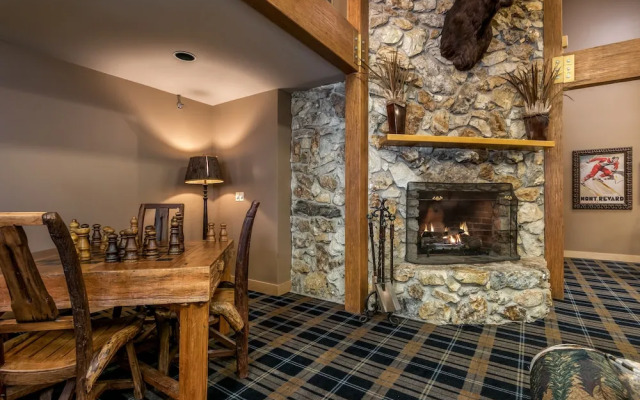 Snow Cap Inn