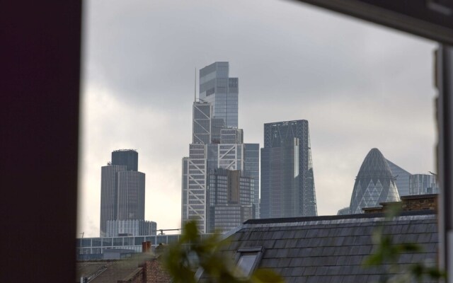 Urban Heaven - 6 Sleeper in the Heart of Bricklane