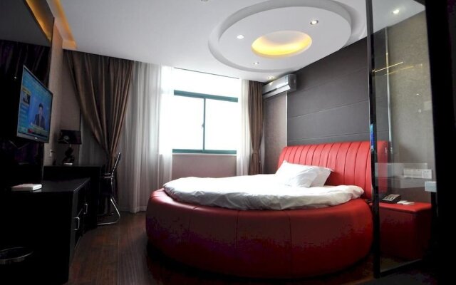 Pudong No.1 Hotel