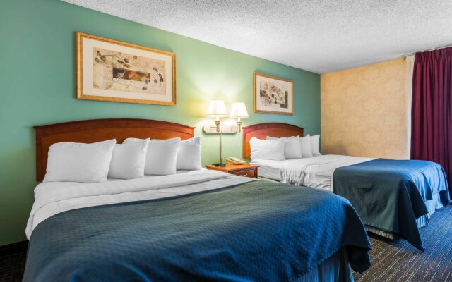 Quality Suites Downtown Colorado Springs