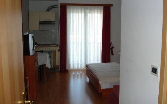 Aparthotel Buratovic