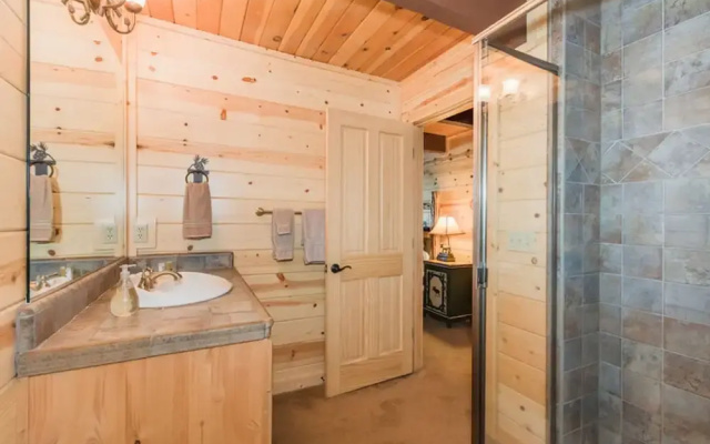 Donner Bliss - 4 Br Home