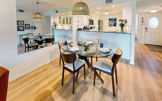 Siesta Bayside by Pool & Tennis