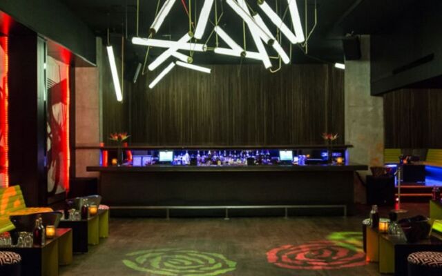1 Hotel Toronto