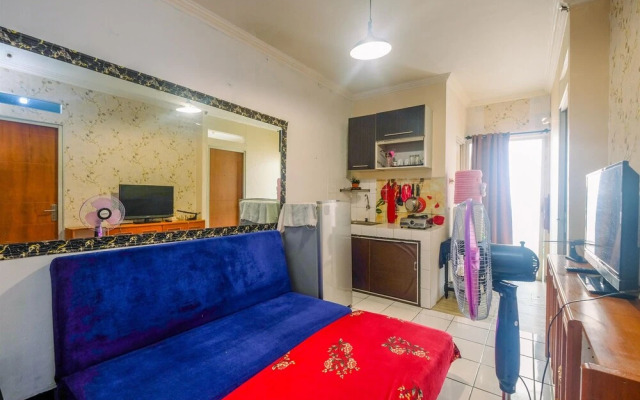 Homey and Compact 2BR Cibubur Village Apartment