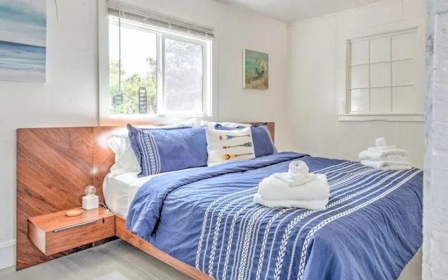 Bungalow 7 - 2br, Waterfront