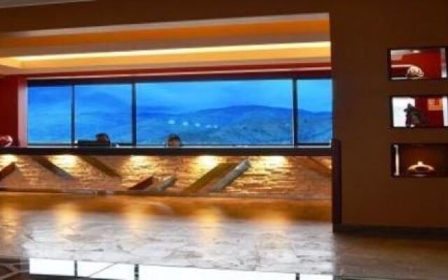 Apu Mountain Lodge Cusco