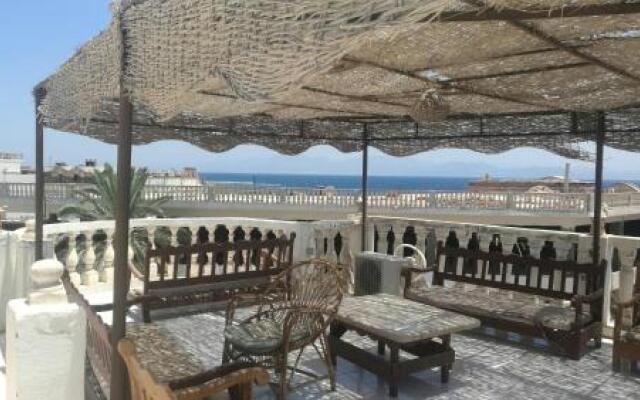 Deep Blue Divers Hostel Dahab