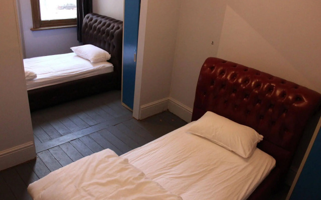 The Backpackers Imperial Hotel - Hostel