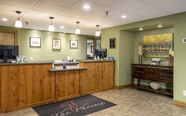 Phoenix 108 4 Bedroom Townhouse by RedAwning