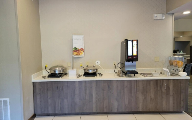 Residence Inn by Marriott Indianapolis Airport