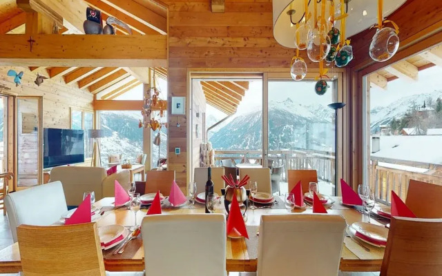 Etoiles des Neiges Luxe & Jacuzzi Chalet