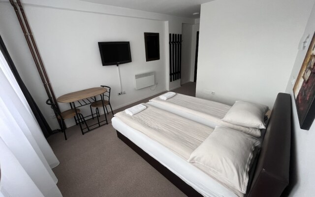 Guest House Like