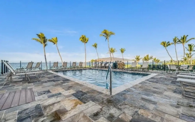 Kihei Surfside, #310 1 Bedroom Condo by RedAwning