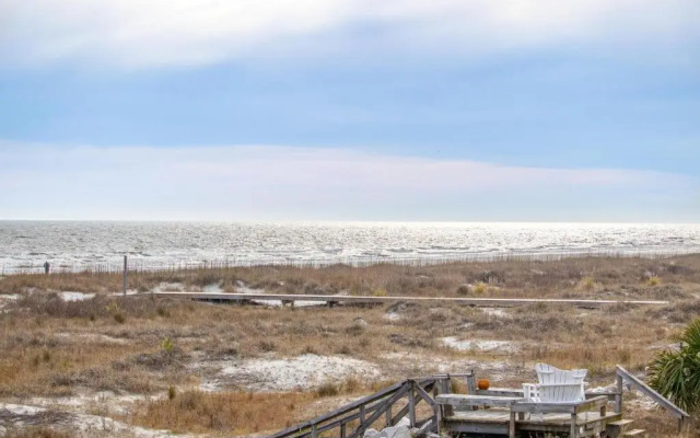 102 Capt John Fripp Villa