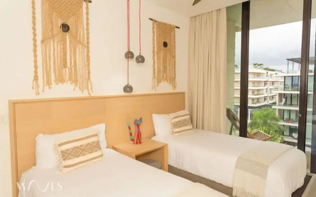 3 Br Ocean Front PH With Stunning Views