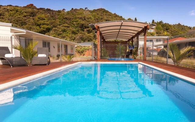 Averill Court Motel