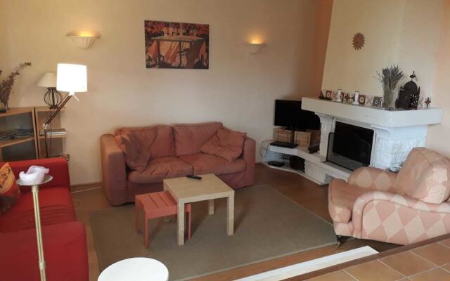 ORGANIC PROVENCE. Maison