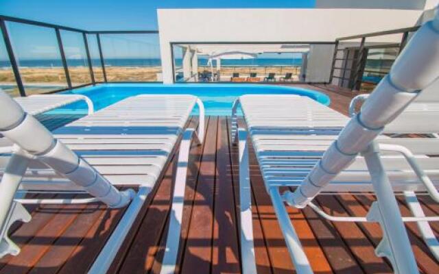 Ponta dos Molhes Beach Flat