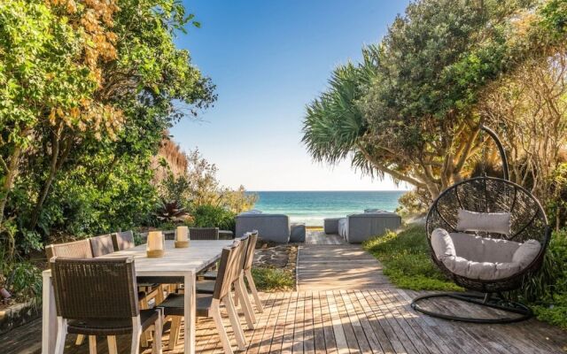 Your Luxury Escape - Byron Beachfront Villa