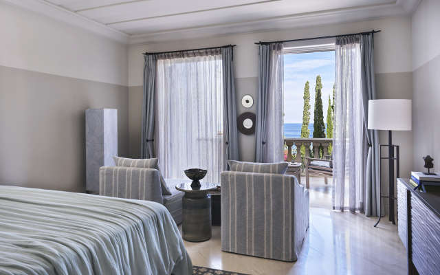 Anassa Hotel