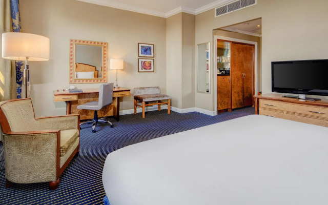 The Lion & Key Hotel