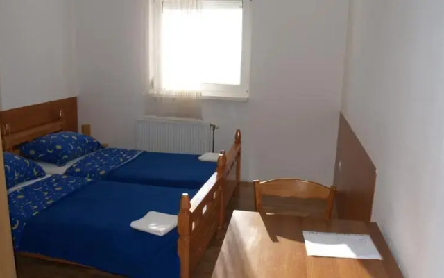 Hotel Degenija