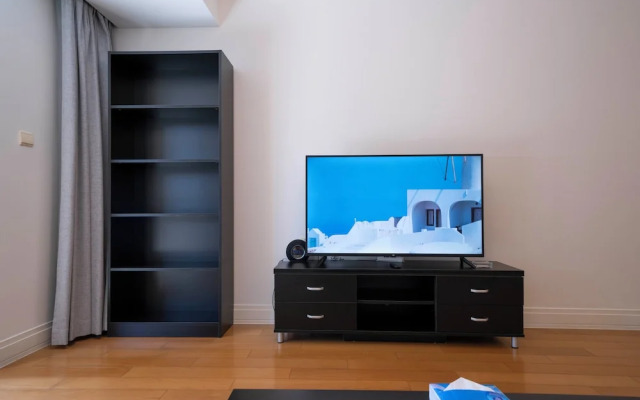 Tyms 1BR 1BA Apt Xujiahui Metro